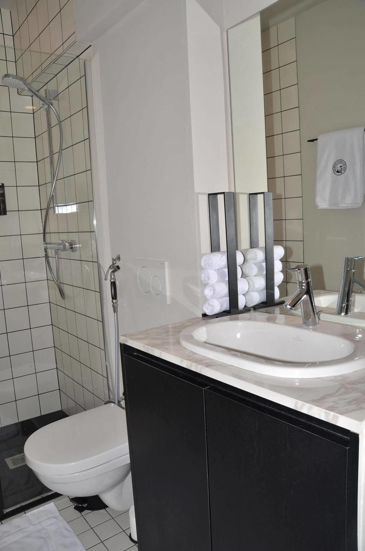 The House Of Edward By Domani Hotels גנט מראה חיצוני תמונה